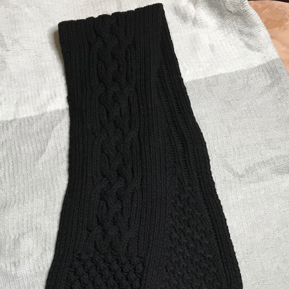 🎉BANANA REPUBLIC SCARF 🧣🎉 - Picture 3 of 10